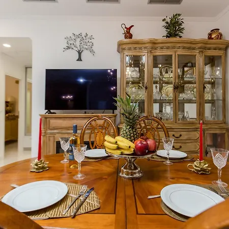 Theodosia Heritage Appartement *